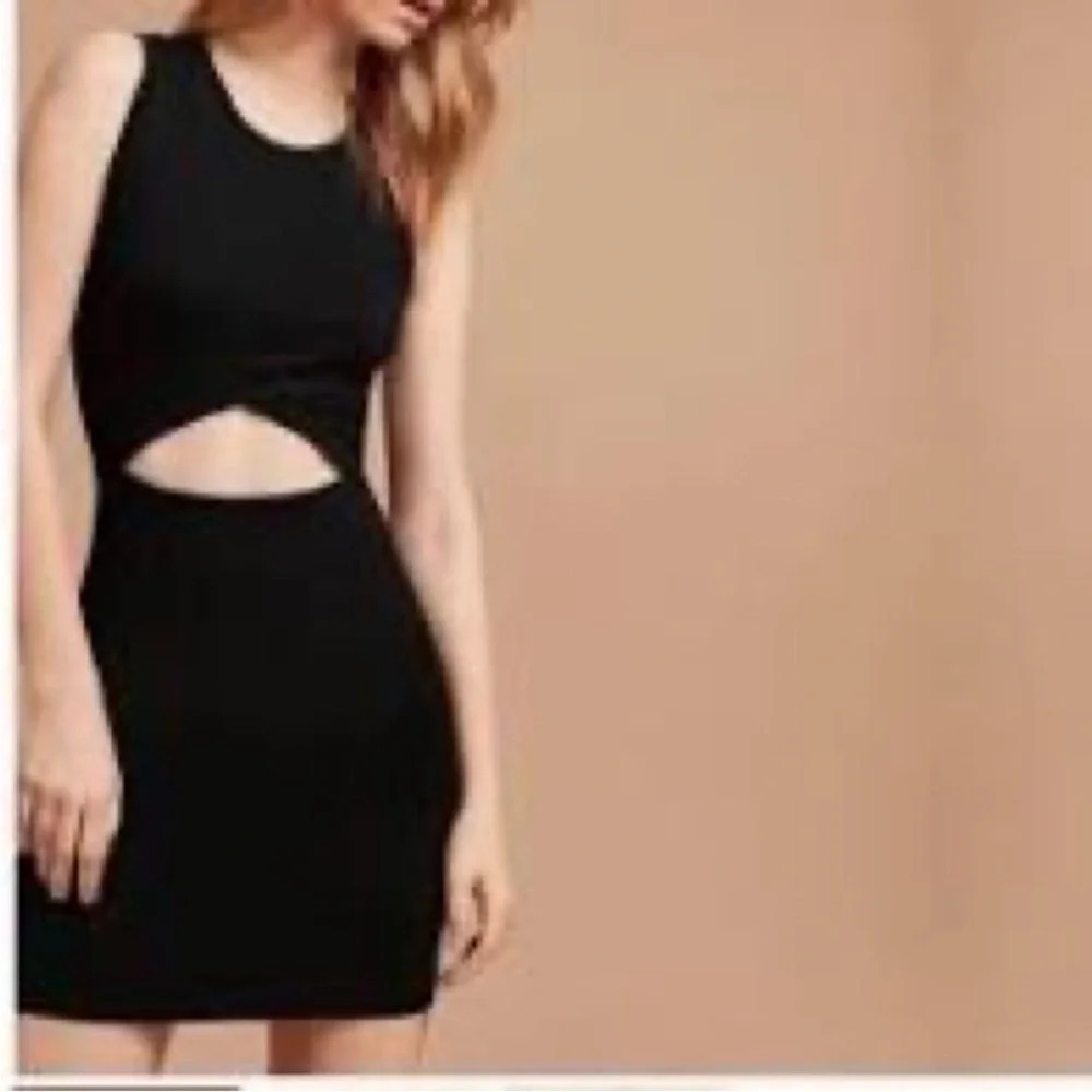 Wilfred Free Jada cutout bodycon lavender color size large. Vacation party dress - Picture 5 of 13